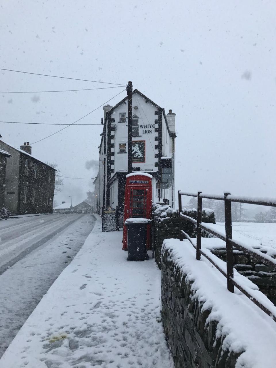 The White Lion Inn Penrith Extérieur photo